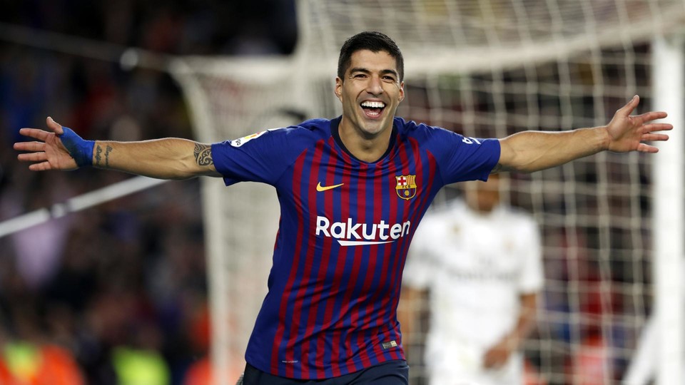 Suárez, scorer of a hat trick (courtesy of  FCBarcelona)